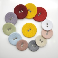 En stock, boutons recouverts de tissu sergé de qualité supérieure à 2 trous avec œillets métalliques, boutons plats à coudre de couleurs assorties pour vêtements de mode