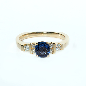 Bague de fiançailles de luxe de haute qualité en or massif 14 carats avec saphir bleu royal naturel et diamant véritable taille brillant certifié - Product Image 1