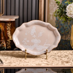 Assiette en porcelaine à bord festonné style italien vintage, motif floral multicolore, vaisselle en céramique pour la maison, la salle à manger, la décoration de table de mariage - Product Image 1