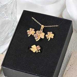 Conjunto de Joyería de Moda con Baño de Oro de 18k y Circonita, Collar, Pendientes y Anillo con Diseño de Flor Antideslustre para Mujer, Ensembles De Bijoux - Product Image 6