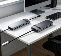 Station d'accueil métallique 10-en-1 USB-C avec VGA 4K 60Hz, PD 100W, Ethernet Gigabit, lecteur de cartes SD/TF et prise audio 3,5 mm pour ordinateur portable