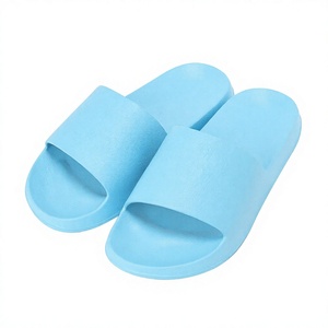 Claquettes ouvertes en EVA bleu clair, légères, antidérapantes, pour la douche, confortables, pour la maison et l'extérieur - Product Image 4