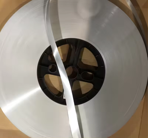 Lames de 50 mm pour stores vénitiens en <span class=keywords><strong>aluminium</strong></span>, couleurs personnalisées, composants de stores en <span class=keywords><strong>aluminium</strong></span> de 50*0,18 mm, lames de stores en <span class=keywords><strong>aluminium</strong></span> de 50 mm - Product Image 3