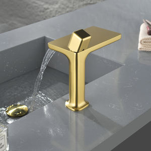 Robinet <span class=keywords><strong>de</strong></span> salle <span class=keywords><strong>de</strong></span> bain à trou unique monté sur pont en or brossé robinet <span class=keywords><strong>de</strong></span> <span class=keywords><strong>fontaine</strong></span> à compteur avec noyau <span class=keywords><strong>de</strong></span> valve en céramique accessoires <span class=keywords><strong>de</strong></span> salle <span class=keywords><strong>de</strong></span> bain - Product Image 2