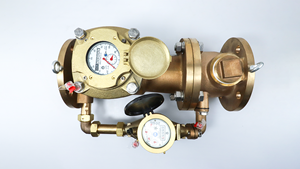 มิเตอร์น้ำผสมผสมผสมกับรีจิสเตอร์ชนิดแห้ง/สวิตช์พัลส์เอาท์พุทและอีโคทองเหลืองมาตรฐาน awwa เป็นตัวเลือก - Product Image 5