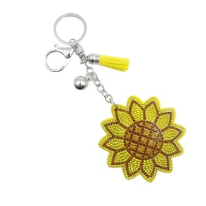 Abalorios de diseño con cuentas, elegantes patrones de bordado, dijes de bordado con cuentas de primera calidad, joyería artesanal artística - Product Image 4