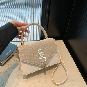 2026 Summer New Fashion Retro Stylish Lightweight Underarm Medium Square Single-Shoulder Crossbody Cover Solid Color PU - Product Image 1