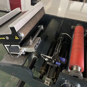 Máquina de troquelado Crane Soaring Y-MQ-350B de cama plana de alta precisión con servocontrol completo para etiquetas y placas - Product Image 3
