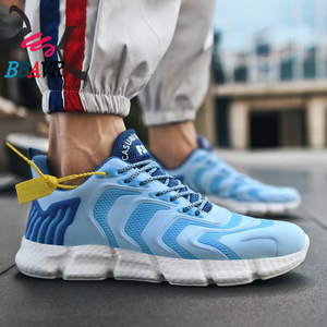 Chaussures de sport pour hommes en vente chaude, baskets de course décontractées tendance pour l'extérieur, noires - Product Image 3