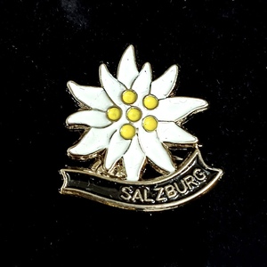 Épinglette personnalisée en forme de cœur, Tour Eiffel, souvenir de <span class=keywords><strong>Paris</strong></span>, en alliage de zinc, multi-styles, badge artisanal en métal personnalisé pour cadeaux - Product Image 2