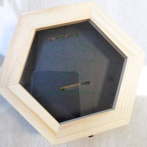 Soporte de exhibición de medallas de madera, caja de almacenamiento de decoración de pared, hexagonal, panal - Product Image 2