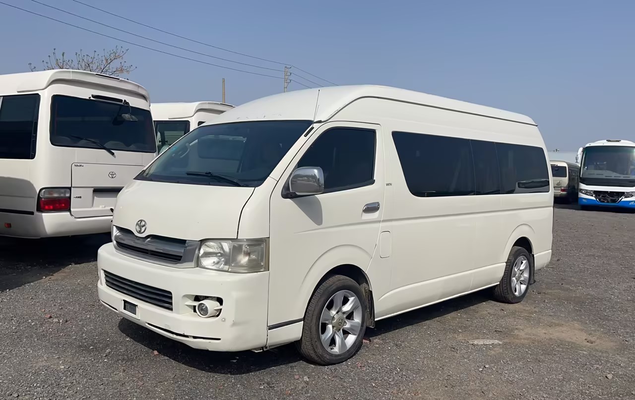 chinese made used toyota hiece bus