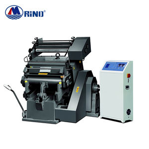 Estampado <span class=keywords><strong>en</strong></span> caliente de <span class=keywords><strong>oro</strong></span> pesado troquelado y máquina de plegado <span class=keywords><strong>sello</strong></span> de lámina - Product Image 2