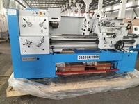Tour horizontal CNC robuste série CF avec diamètre de tournage de 400 mm, alésage de 52 mm, largeur de lit de 360 mm