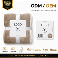 Fabrieksgroothandel op maat gemaakte logo waterdichte huisdierdekens, wasbare zachte fleece honden dekens voor reizen, hotels, onderdak en promotionele doeleinden