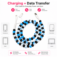 Câble de charge FASHLINK bleu électrique et noir perlé 3-en-1 USB Type C multi-connecteur, accessoire de mode Y2K