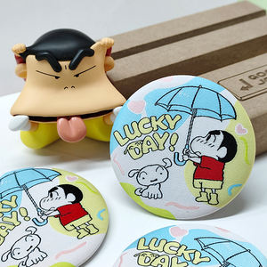 Broche en fer blanc motif Feng Shui moderne Badges Carnaval Mascarade Party Favors et Mardi Gras Decor Accessoires - Product Image 5