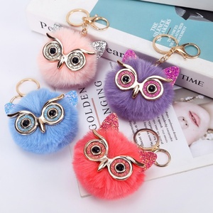 Porte-clés pour sac à main pour femme avec pendentif boule hibou à paillettes dorées, personnalisable, vente en gros, mode, pompon coloré, boule en fausse fourrure - Product Image 2