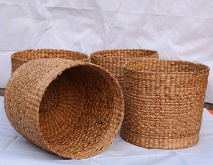 Gran oferta en línea, cesta de almacenamiento de jacinto de agua tejida a mano para el hogar, hecha en Vietnam - Product Image 5