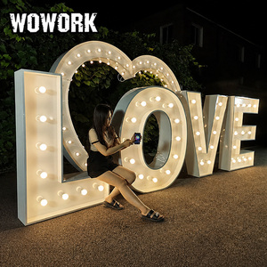 WOWORK Lampadina LED 3D Gigante Personalizzata 2ft 4ft 5ft con Scritta 'Will You Marry Me' per Compleanni e Matrimoni - Product Image 1
