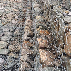 Malla de Alambre Galvanizado en Caliente con Recubrimiento de PVC para Muros de Contención de Roca, Cestas Hexagonales Cuadradas Soldadas Tipo Gabion, Tamaño Personalizado - Product Image 3