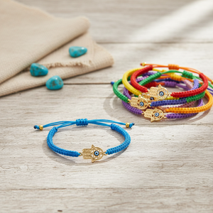 Pulseras de macromos de colores surtidos Pedido mínimo 12 piezas Pulseras de macromos con dijes de moda - Product Image 3