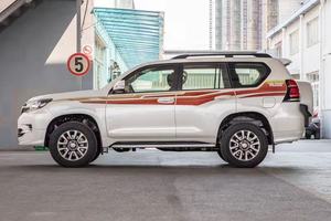 <span class=keywords><strong>Toyota</strong></span> Prado SUV d'occasion 2019 à essence 4x4, conduite à gauche (LHD), exportation Chine, vente en gros d'usine à <span class=keywords><strong>prix</strong></span> abordable - Product Image 6