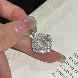 Colgante de Plata Pura S925 Wenchi con Diseño de Jade Espumado, Estilo Vintage Elegante y Sencillo, con Flor Tallada, de China - Product Image 2