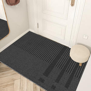 Tapis de porte rectangulaire rayé en PVC, durable, anti-poussière, pour entrée et balcon, printemps 2024 - Product Image 1