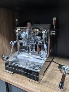 Machine à expresso pour la maison et le café, double chaudière avec tête de brassage E61 pour le barista professionnel et les amateurs de café E61 - Product Image 2