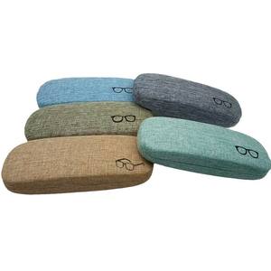 Boîte d'emballage pour <span class=keywords><strong>lunettes</strong></span> Boîte à <span class=keywords><strong>lunettes</strong></span> myopes Étui optique <span class=keywords><strong>rigide</strong></span> Étui à <span class=keywords><strong>lunettes</strong></span> <span class=keywords><strong>fantaisie</strong></span> - Product Image 1