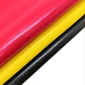 <span class=keywords><strong>Cuir</strong></span> PU thermique imperméable de 0,6 mm, similicuir durable pour couvertures de carnets, boîtes, artisanat, bagages, jupes, canapés, ceintures, aspect métallique - Product Image 1