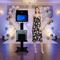 Photomaton moderne 15,6 pouces avec écran tactile et flight case pour événements