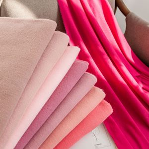Bufanda de invierno 2026 al por mayor con tacto de cachemira para mujer, chal suave de lujo personalizado estilo coreano, venta directa de fábrica - Product Image 3