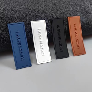 Tùy chỉnh 3D mềm PVC Logo Nhiệt Báo Chí dập nổi cao su Silicone móc và vòng lặp bền vững PVC vá may trên cao su các bản vá lỗi - Product Image 1