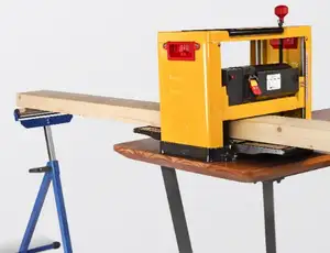 סיטונאי חשמלי יחיד צד משטח מיני עץ פלנר עובי פלנר מכונת לעיבוד עץ להירקב גבוהה-כוח שולחן העבודה