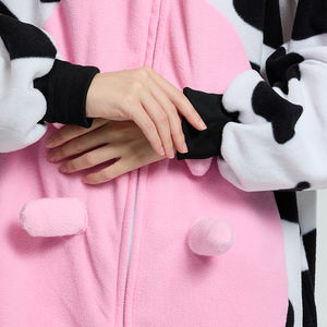 Bulk Polar Fleece Koeienpyjama's Unisex Volwassenen Capuchon Dieren Onesie Oren Staart Lente Herfst Winter Gezellige Pluche Nachtkleding Voorzijde Logo - Product Image 4