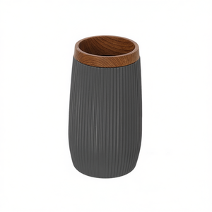 Soporte para cepillos de dientes negro, diámetro 7,3 cm, altura 12 cm, diseño acanalado, accesorio de baño - Product Image 2