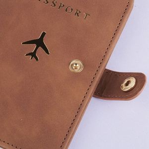 Cartera de Viaje de Cuero PU Impermeable y Antirrobo, con Bloqueo RFID, Porta Pasaportes, Ranuras para Tarjetas, Portátil y Elegante - Product Image 3