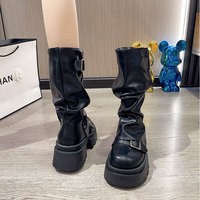 Bottes compensées pour femme à plateforme rehaussante, tige en microfibre, talon compensé de 5 cm, style britannique audacieux, à enfiler, nouvelle collection automne 2026, mi-mollet
