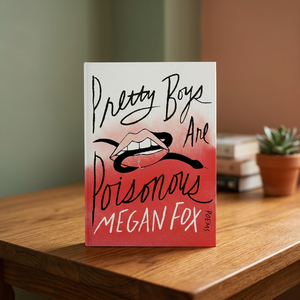 Les garçons mignons sont toxiques par Megan Fox, livre de fiction anglaise en brochure, poésie sur l'amour et le cœur brisé - Product Image 2