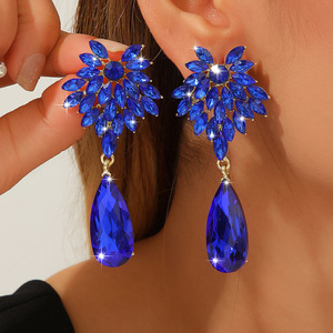 European and American style <b>crystal</b> water drop <b>earrings</b> women's long flower diamond <b>earrings</b> high fashion temperament <b>earrings</b> - Product Image 3