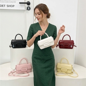<span class=keywords><strong>Sac</strong></span> à bandoulière élégant rétro pour <span class=keywords><strong>femme</strong></span> en cuir PU imperméable, motif bonbon décontracté, design tendance printemps-automne - Product Image 3