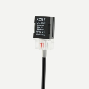 Capteur de proximité magnétique NPN PNP à trois fils série QL pour pince cylindrique - Product Image 5