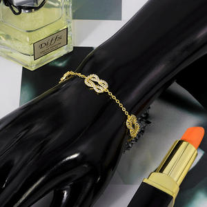 Pulsera de Cadena con Dijes Personalizados de Estilo Coreano, Moderna, Sencilla, con Microincrustaciones de Circonio y Chapado en Oro para Mujer - Product Image 5