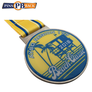 En blanco al por mayor en blanco metal voleibol corriendo maratón deportivo medallas de <span class=keywords><strong>la</strong></span> medalla con cinta - Product Image 5