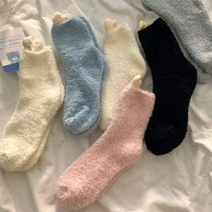 Calcetines bonitos con diseño de conejito para niñas, calcetines antideslizantes con forro polar de algodón para el hogar, estilo de dibujos animados de Color sólido, grupo de edad juvenil - Product Image 4