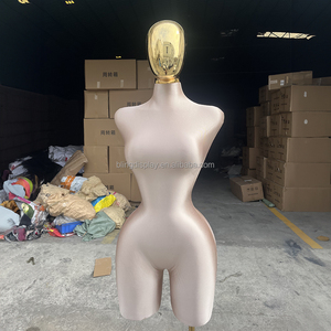 Manichino Donna Curvy BBL Mezzo Busto con Seno e Glutei Grandi, Colore Oro Champagne, con Testa, Taglie Forti, per Ingrosso - Product Image 2