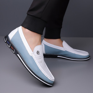 Mocassins pour hommes à bout rond, à enfiler, respirants, semelle extérieure en caoutchouc, doublure en PU, avec boucle décorative, couleur unie, chaussures de conduite décontractées, taille 48 - Product Image 4