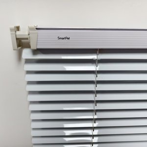 Persianas Venecianas SmartPet de 120 cm x 180 cm, Control Manual, Instalación sin Taladro, Diseño Moderno, Cortina para Oficina - Product Image 4